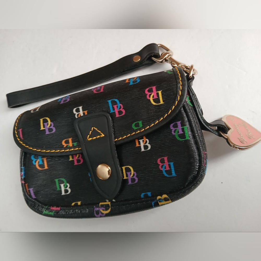 Dooney & Bourke DB75 Black Multicolor Logo Wristlet - reposh unused